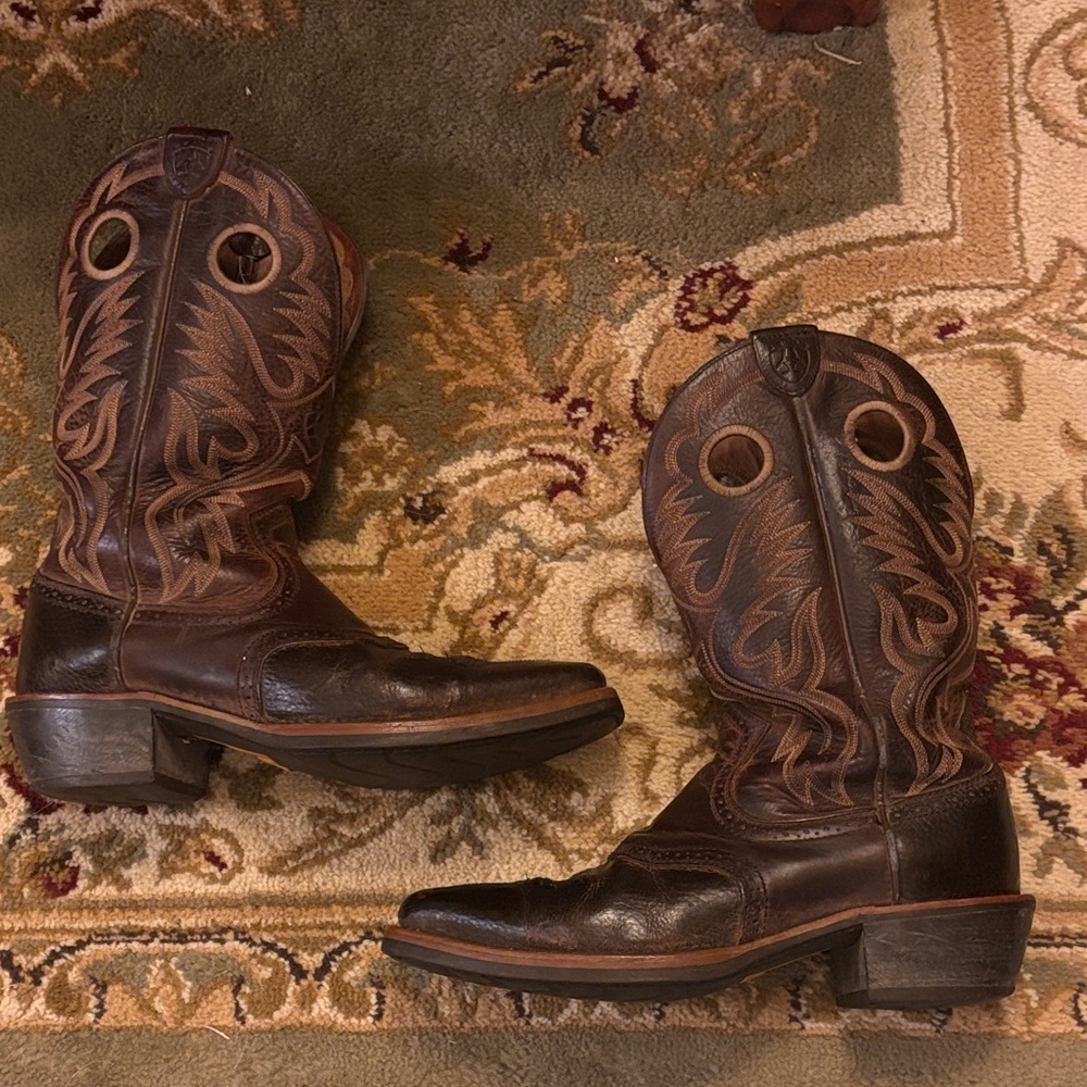 Ariat Heritage Roughstock Boots 34824 Brown Square Toe Size 10.5